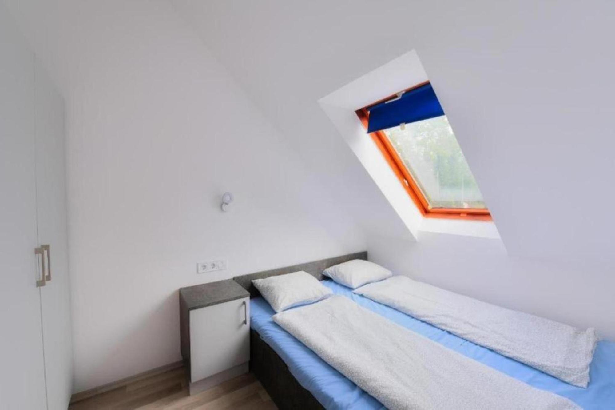 Oliver Inn Balatonlelle Exterior photo