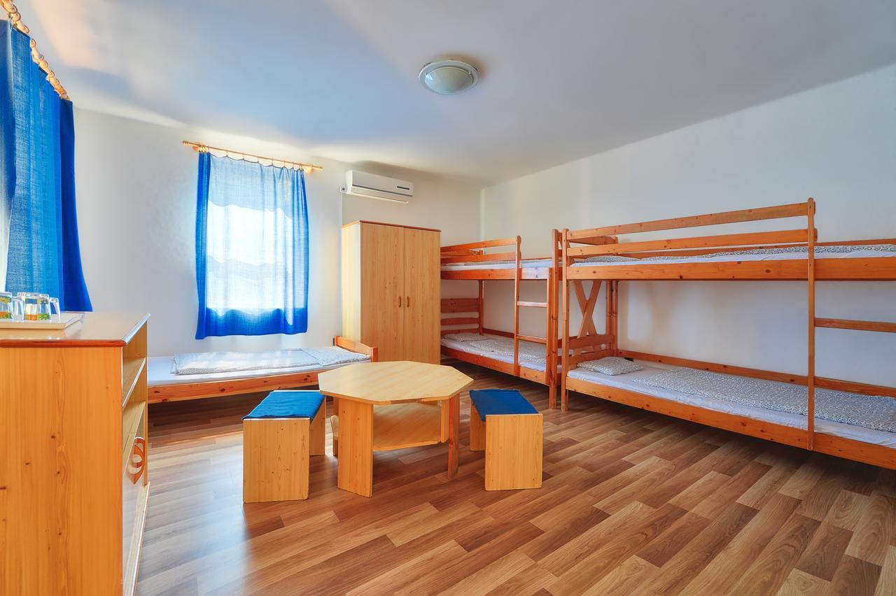 Oliver Inn Balatonlelle Exterior photo